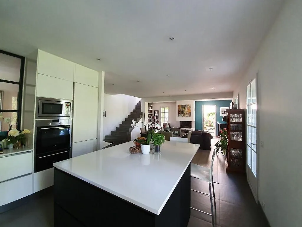 Lou Pantai, House, 5 Bedrooms 8 Persons, Pool, Large Garden, 4Km From Aix En Provence Aix-en-Provence