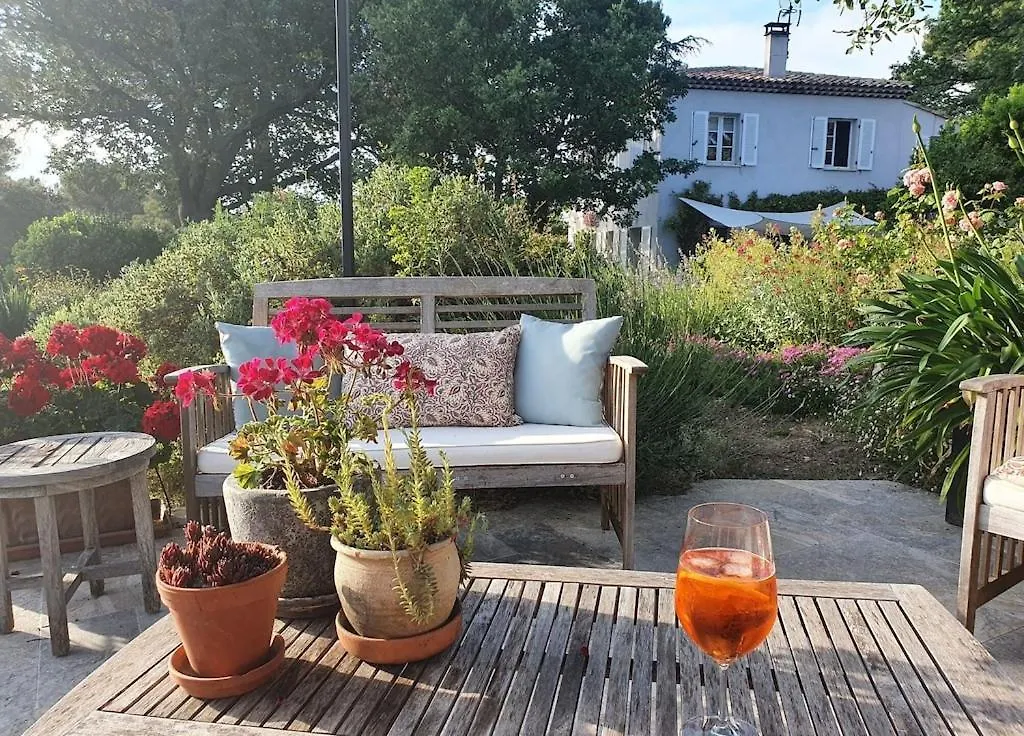 Lou Pantai, House, 5 Bedrooms 8 Persons, Pool, Large Garden, 4Km From Aix En Provence Aix-en-Provence Holiday home