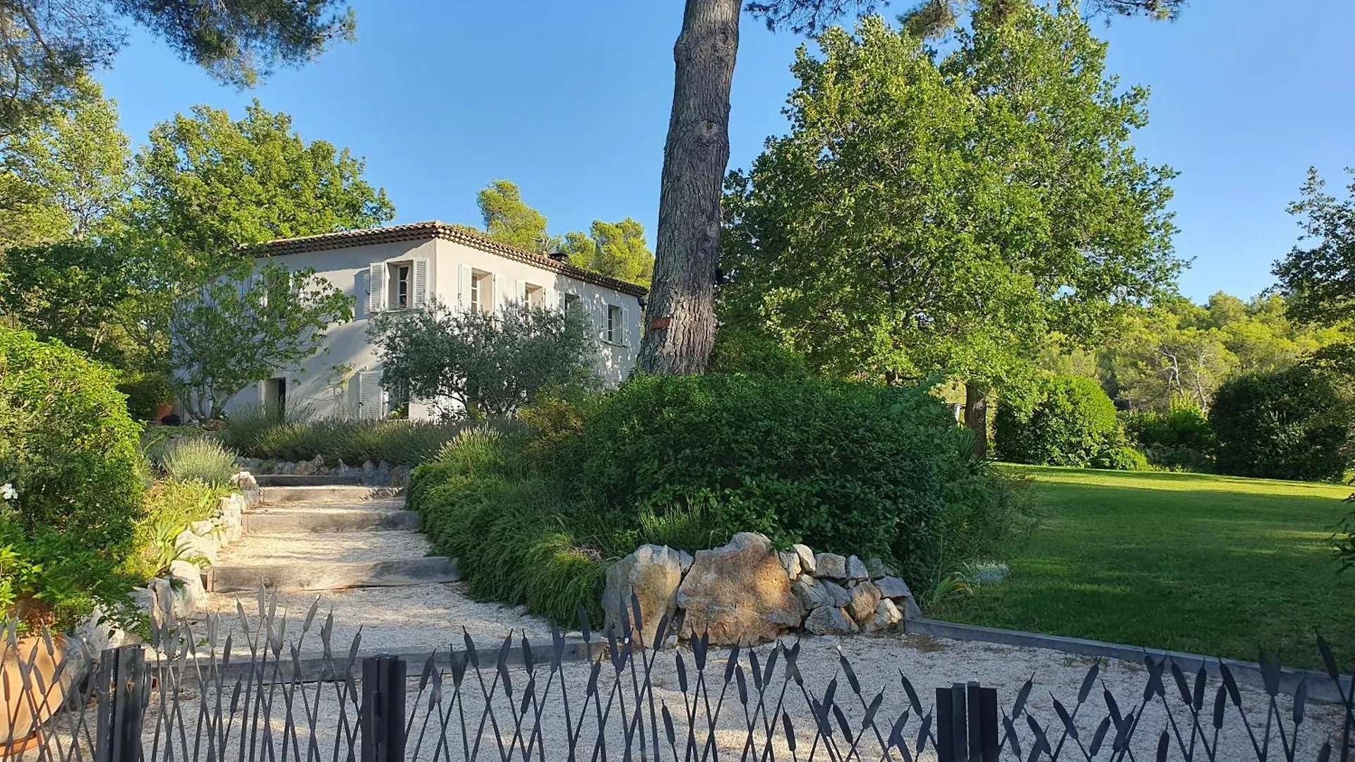 Holiday home Lou Pantai, House, 5 Bedrooms 8 Persons, Pool, Large Garden, 4Km From Aix En Provence Aix-en-Provence